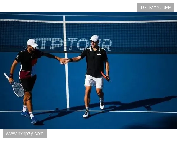 杭州网球队在世界锦标赛中的默契配合与精彩表现分析